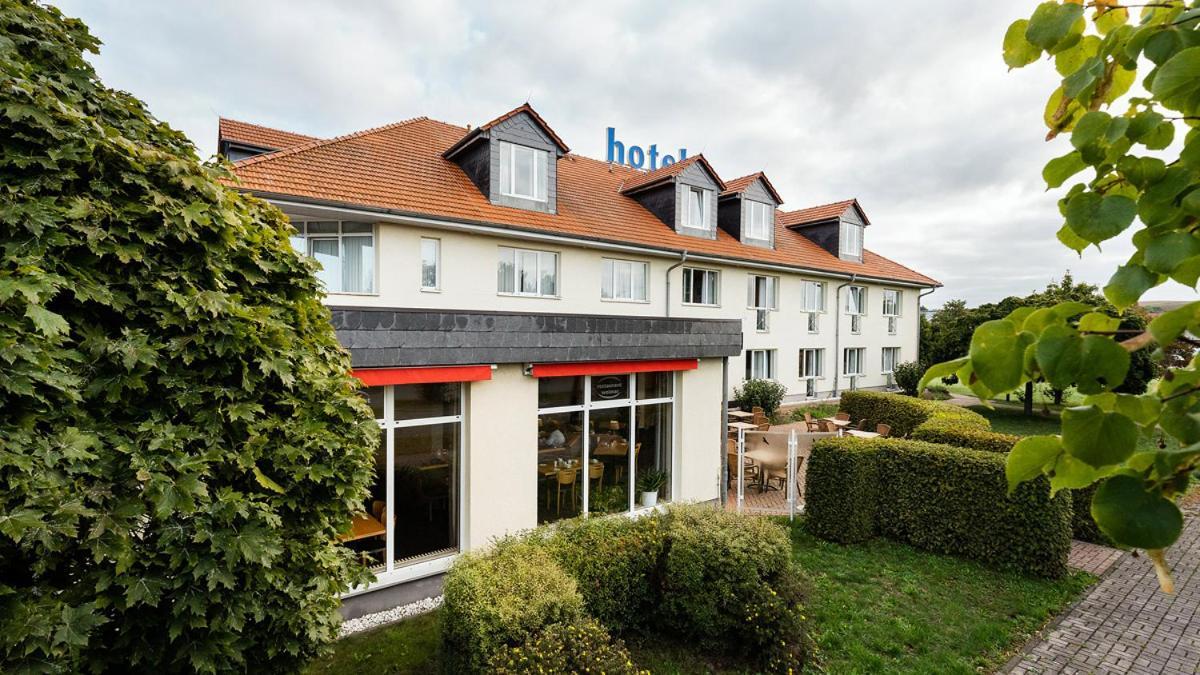 Hotel Ilmtal Mellingen Екстер'єр фото